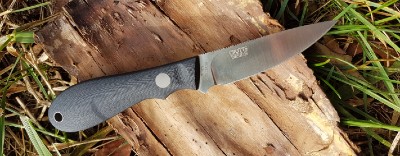 Black Widow Caper by Daniel Crotts - Production by A.G. Russell Knives.